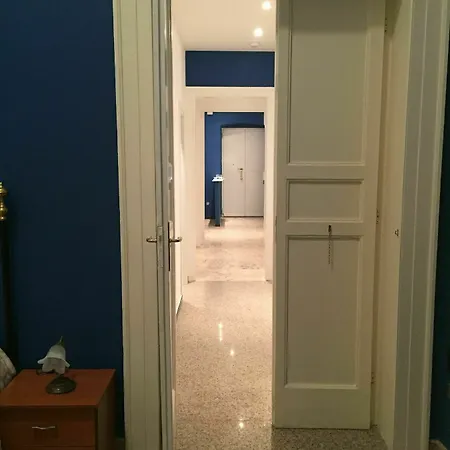 Opera Bed & Breakfast Trani
