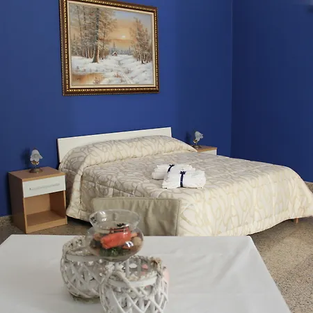 Bed & Breakfast Opera 3*