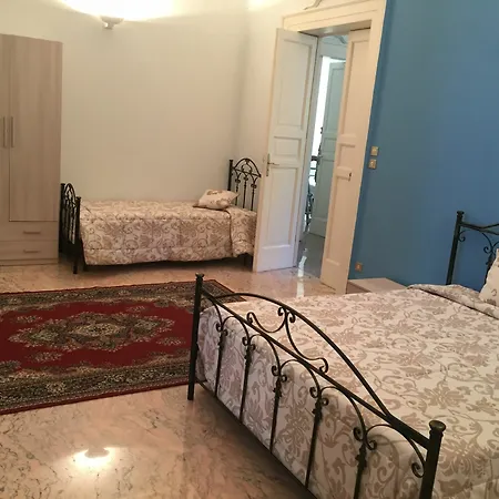 Opera Bed & Breakfast